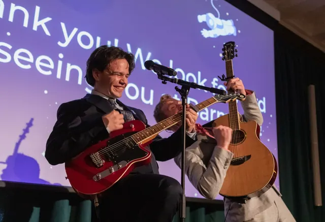 Playing at the FramSat-1 gala in Banksalen, Trondheim.